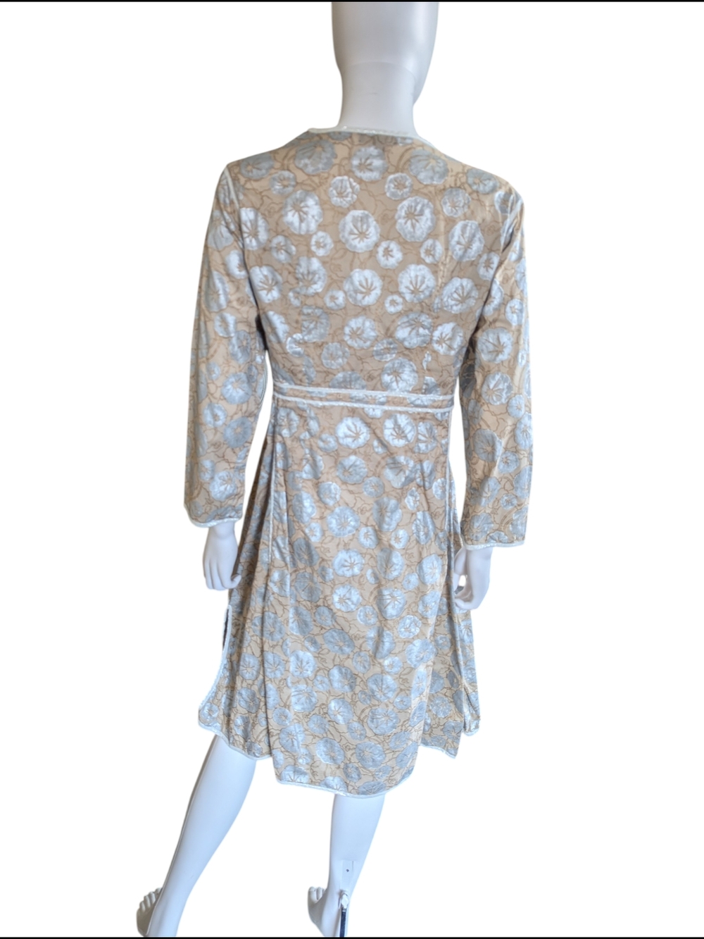 Ratan Floral Lace-Trim Beige & Light Blue Robe Dress - Picture 8 of 12